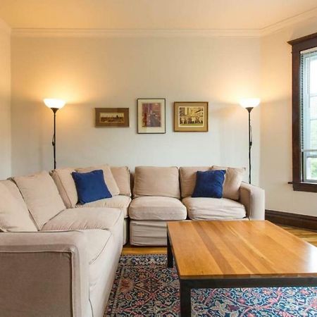 Ferienwohnung Wrigley Oasis! Steps From The Field! - 3Bd 1Ba Chicago Exterior foto