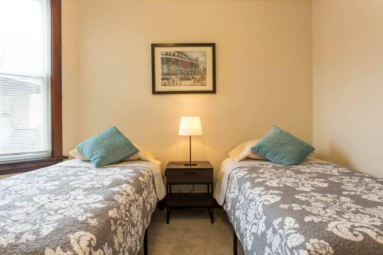 Ferienwohnung Wrigley Oasis! Steps From The Field! - 3Bd 1Ba Chicago Exterior foto