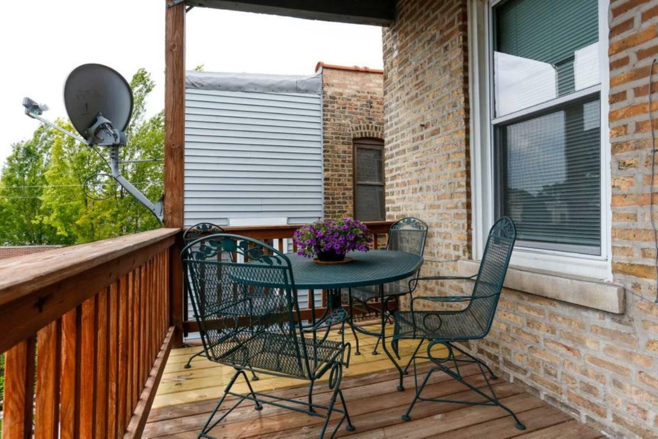 Ferienwohnung Wrigley Oasis! Steps From The Field! - 3Bd 1Ba Chicago Exterior foto