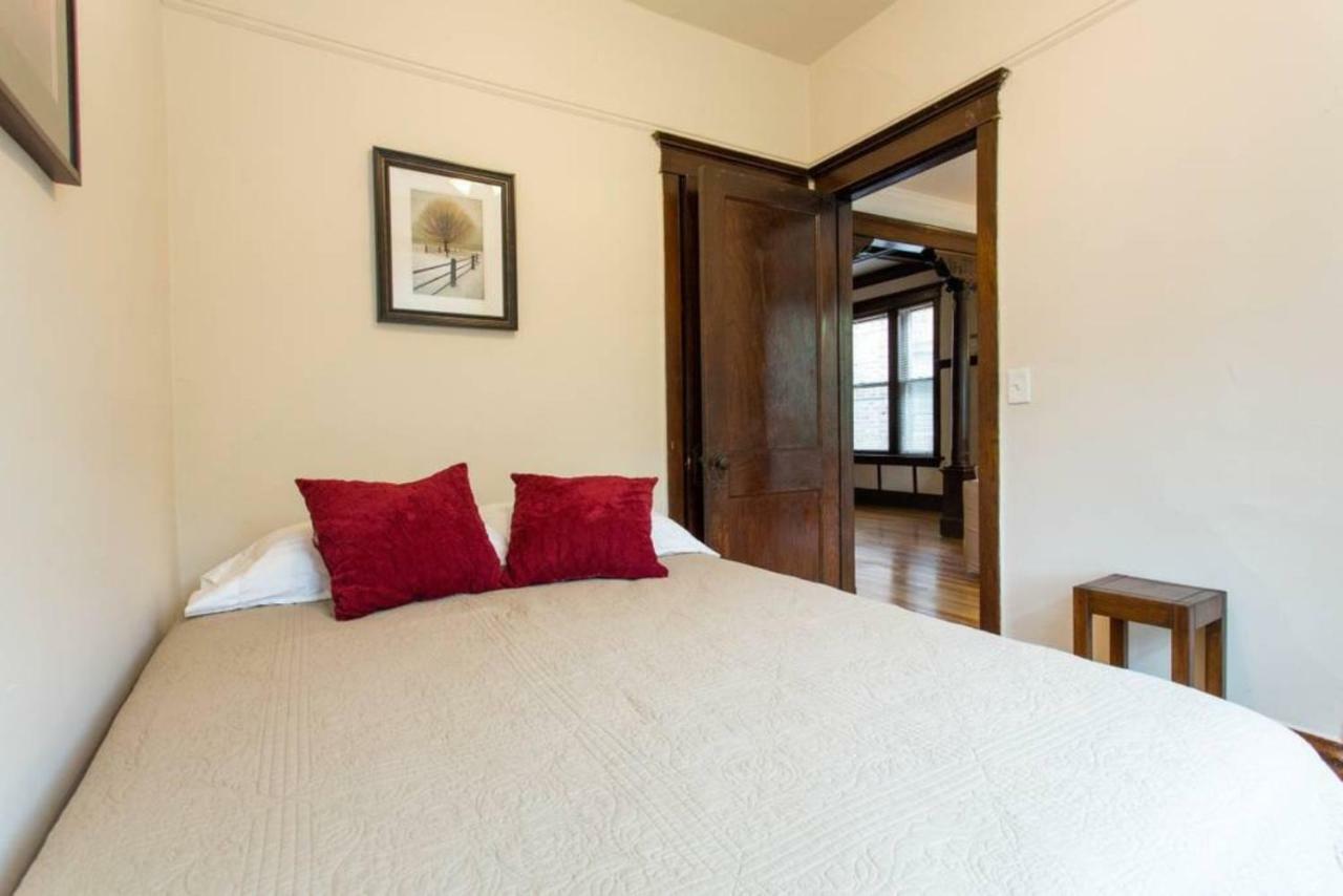 Ferienwohnung Wrigley Oasis! Steps From The Field! - 3Bd 1Ba Chicago Exterior foto