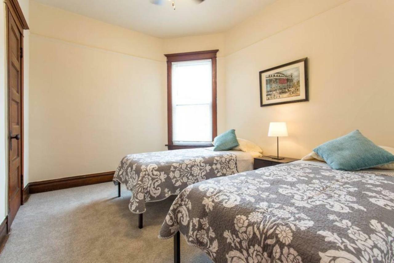 Ferienwohnung Wrigley Oasis! Steps From The Field! - 3Bd 1Ba Chicago Exterior foto